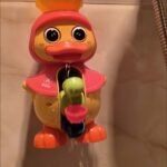 🛁🦆[SG Local Stock] JP Import Duck Bath Toy Spins, Sprays & Floats💦 photo review